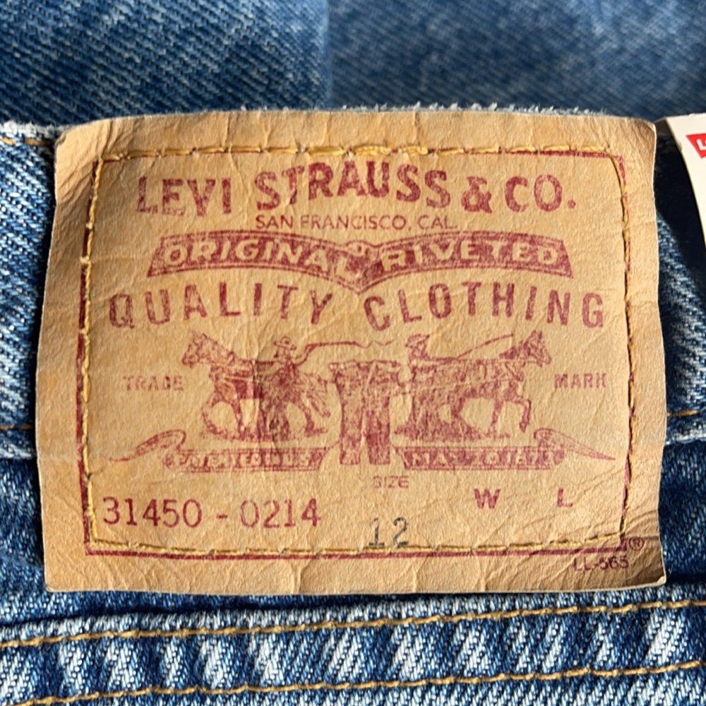 Levi’s Jeans - Picture 6 of 6